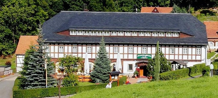 Wanderhotel Sonnebergbaude | Restaurant - Biergarten - Familienfeiern